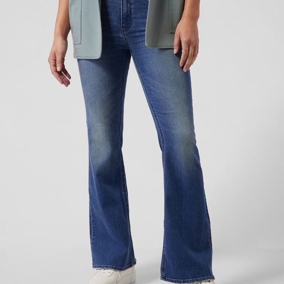 Athleta | Women's True Blue Sculptex Jeans Flare sz 20 short inseam - Picture 1 of 15